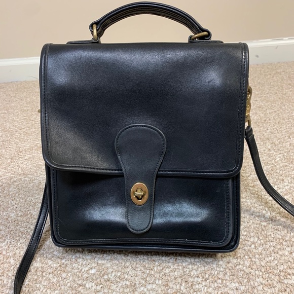 Coach Handbags - Vintage Coach Crossbody